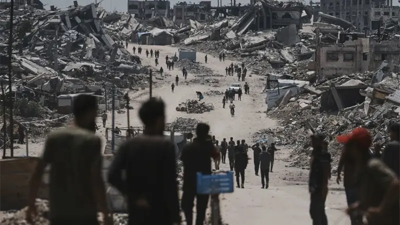 Los cruces irregulares en la frontera de EE.UU. caen un 79 % a un récord mínimo en octubre