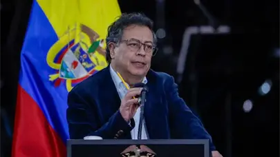 Petro dice a Trump que puede haber colapso climático si EEUU no descarboniza su economía