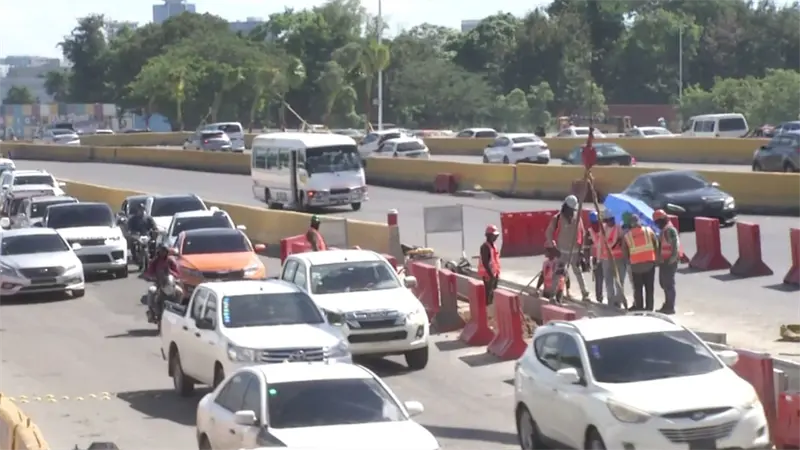 Conductores cuestionan resultados del plan "RD Se Mueve" pese a reducción reportada en la congestión vial