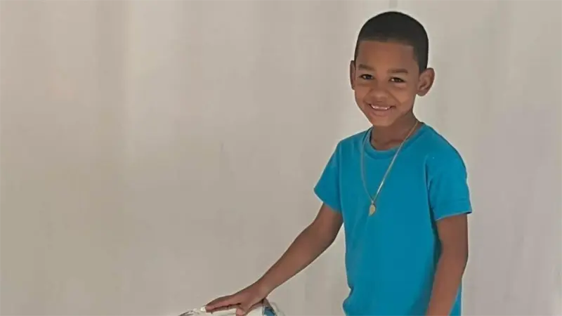 Niño muere atropellado en Palo Verde por motorista que hacía piruetas calibrando