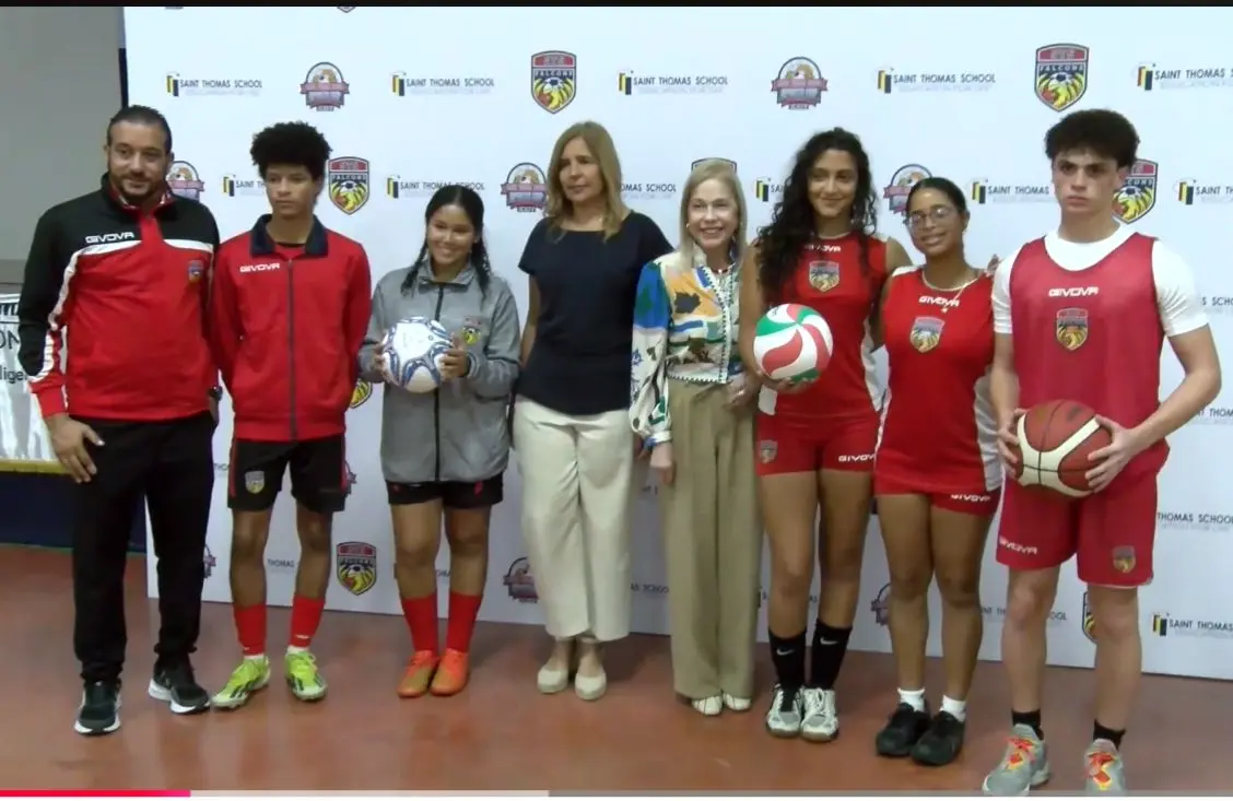 El Saint Thomas School inaugura su XXIV Sports Cup con la participación de 24 colegios