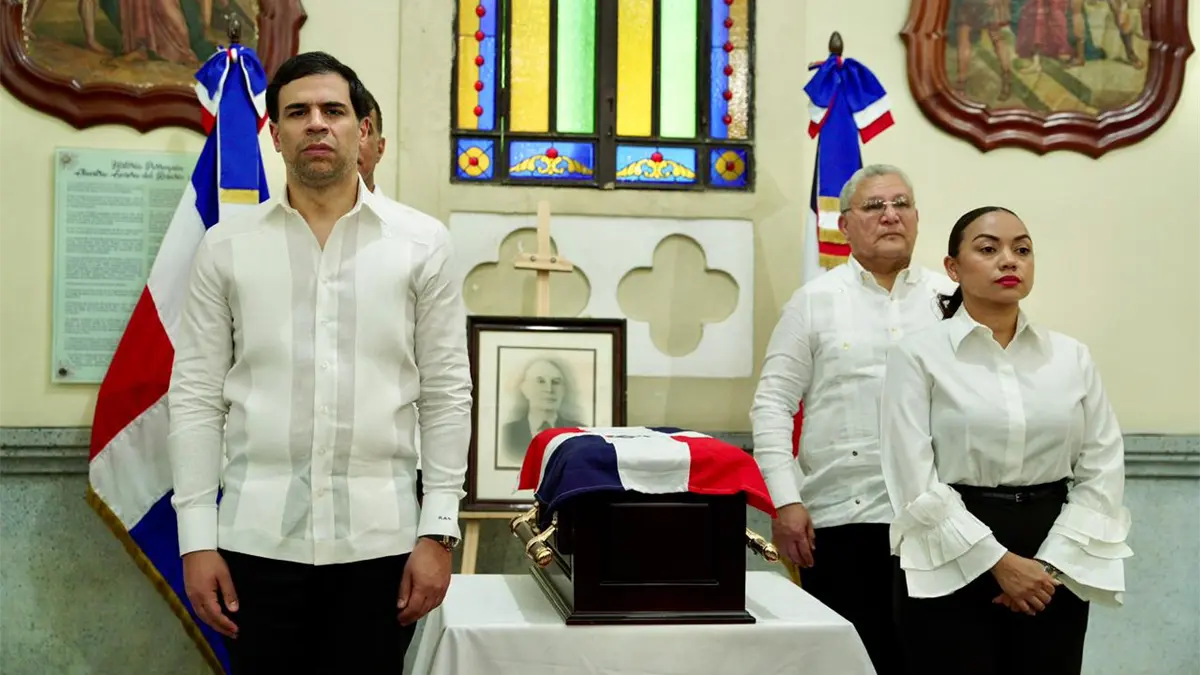 Inician actos solemnes para trasladar los restos de Juancito Rodríguez al Panteón Nacional