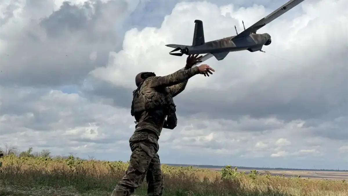 Ucrania dice haber atacado una planta petroquímica rusa a 1.500 kilómetros de su frontera