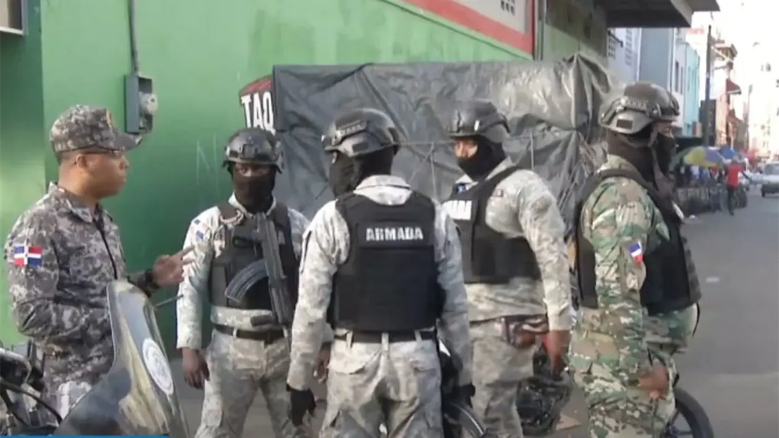 Propuesta de permitir el voto a policías y militares genera fuertes críticas en República Dominicana