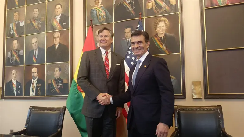 EE.UU. anuncia retorno de embajadores a Bolivia tras 17 años, durante la investidura de Paz