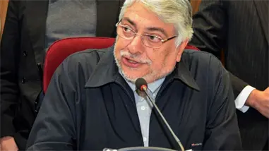 Expresidente Fernando Lugo encabeza acto organizado por fuerzas de izquierda de Paraguay Expresidente Fernando Lugo encabeza acto organizado por fuerzas de izquierda de Paraguay