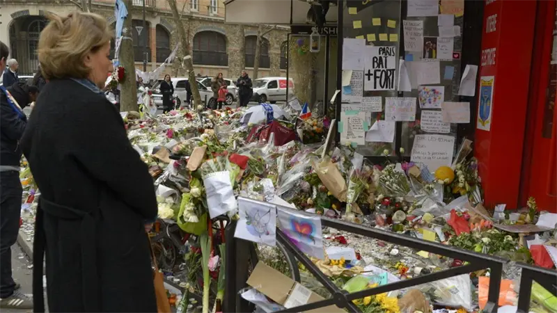 Francia aumenta medidas de seguridad por el décimo aniversario de los atentados del 13N