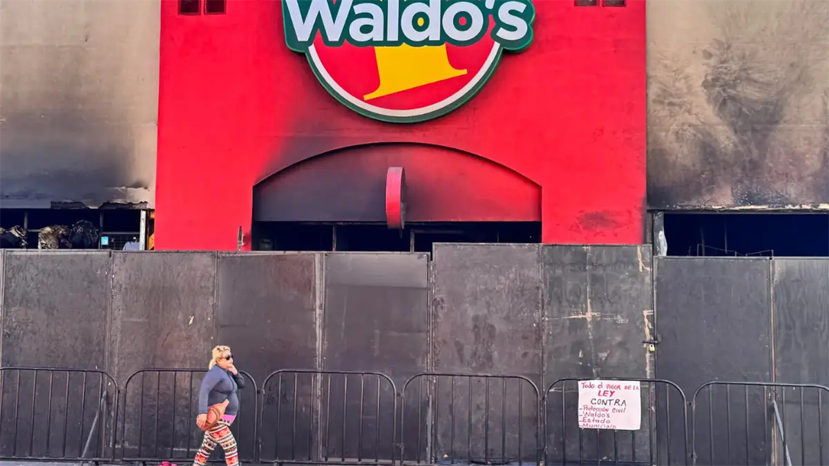 Familiares de víctimas de incendio en México piden justicia y temen que tragedia se repita