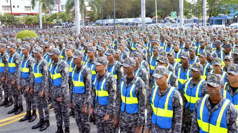 Debate sobre voto a policías y militares genera polémica