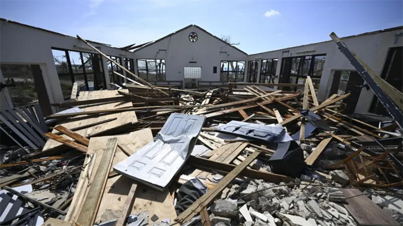 El hospital de campaña español en Jamaica se prepara para iniciar la atención médica