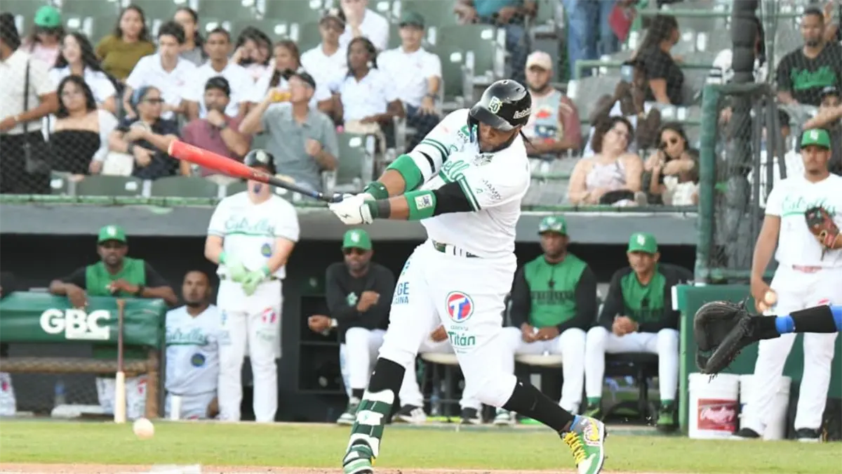 Las Estrellas propinan blanqueada a los Tigres