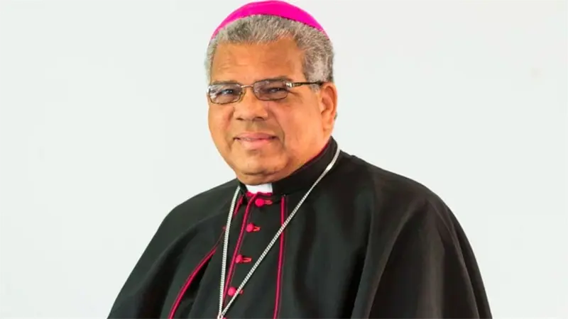 Arzobispo de Santo Domingo, monseñor Ozoria, es despojado de funciones administrativas por el Vaticano
