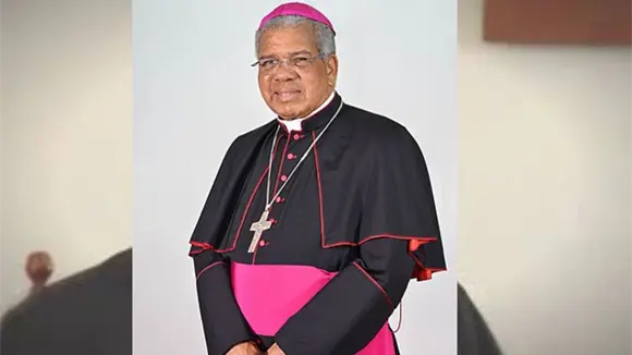 Monseñor Francisco Ozoria revela que el Vaticano lo suspendió de sus funciones por "mala administración"