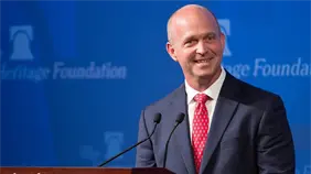 El presidente de la fundación conservadora de EE.UU. Heritage anima a disolver la UE