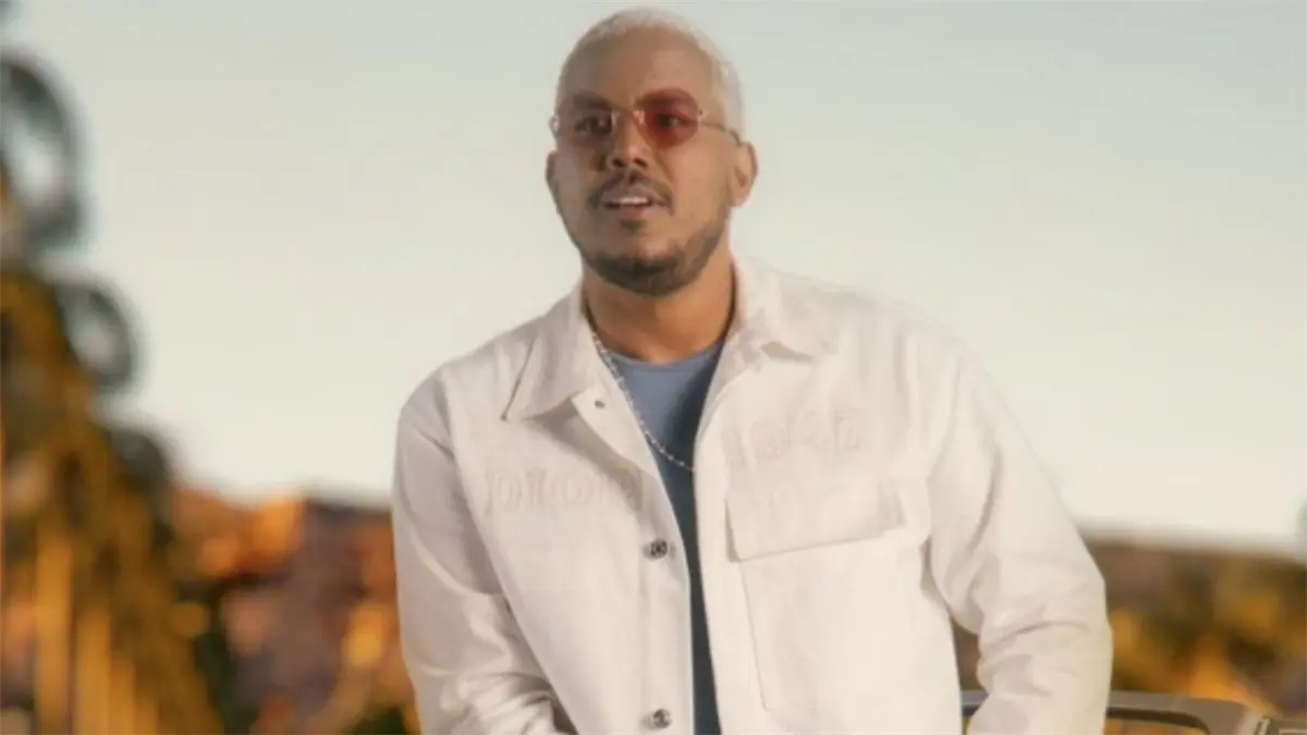 El líder del grupo dominicano Ilegales advierte que la música está en crisis