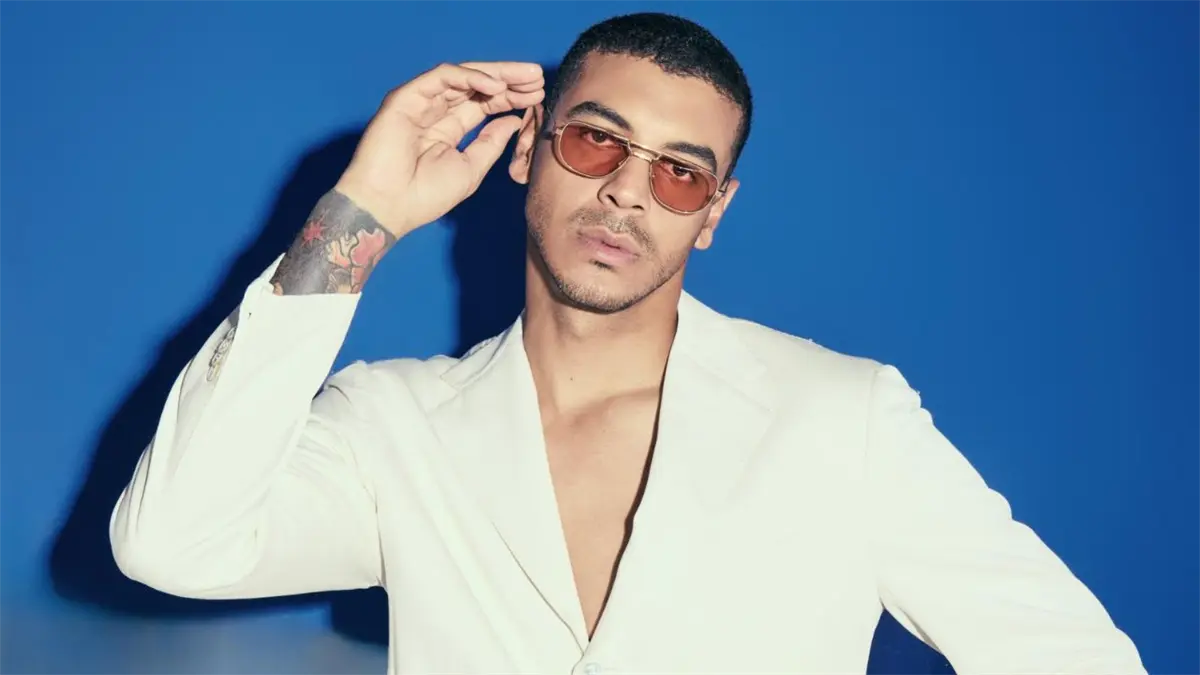 Manuel Medrano cumple diez años en la música y lo celebra a lo grande en México