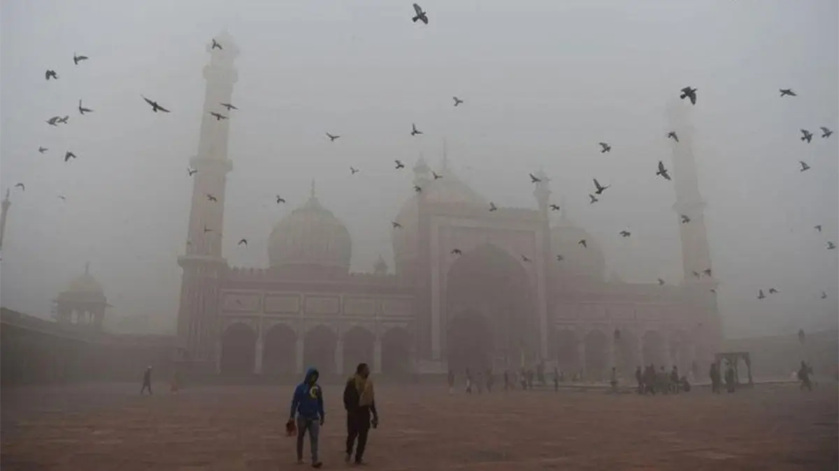 Jueces del Supremo de India piden celebrar audiencias virtuales ante la alta contaminación