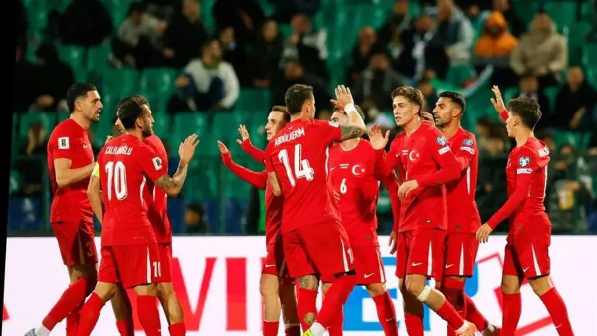 Turquía sanciona a 102 futbolistas por participar en apuestas