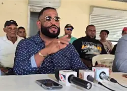 Choferes de Santiago denuncian "desorden y competencia desleal" por operación irregular de la ruta SO