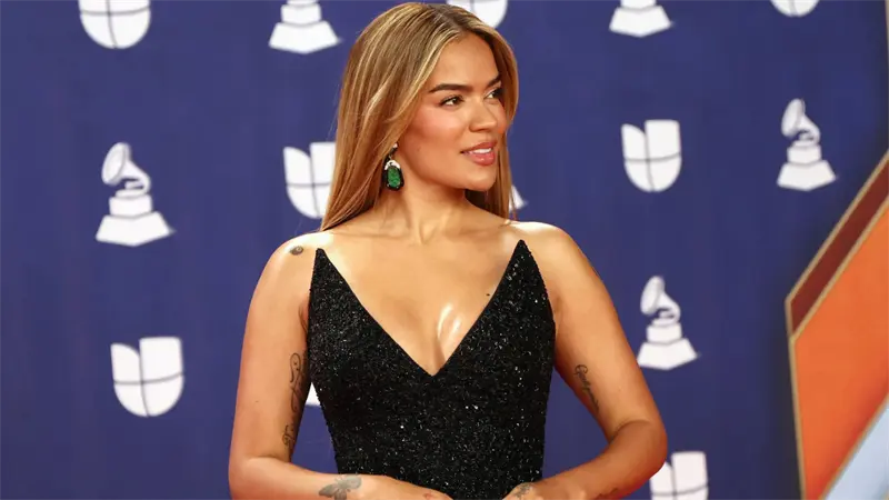 Karol G gana Latin Grammy 2025 por "Si Antes Te Hubiera Conocido"