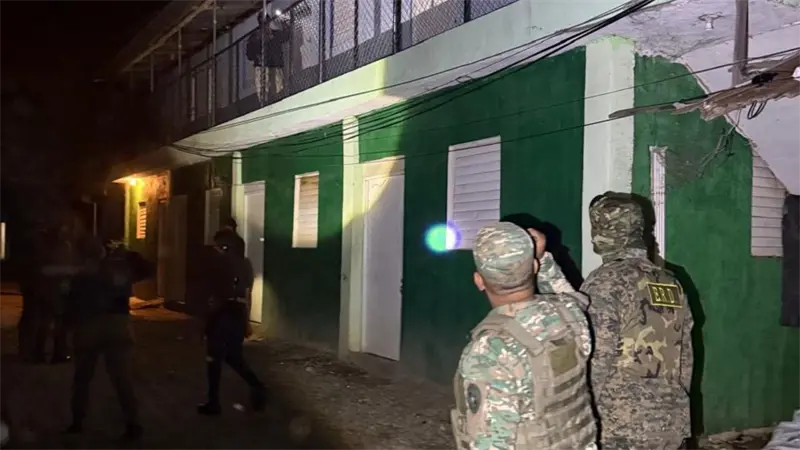 Migración detienen 1,328 haitianos sin papeles