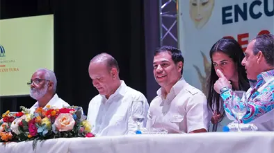 Cultura inicia en Santiago los encuentros regionales con el sector carnavalesco