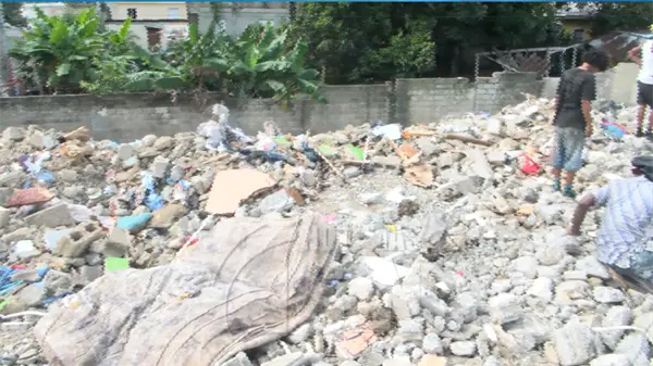 Desalojo en barrio Cuba Arroyo Hondo deja a más de 20 familias sin vivienda