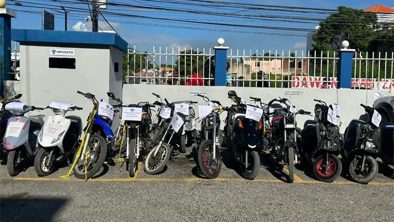 PN retiene 25 motocicletas sorprendidas durante carreras clandestinas en SPM