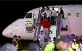 Regresan a Venezuela 298 migrantes en un vuelo de repatriación proveniente de EE.UU.