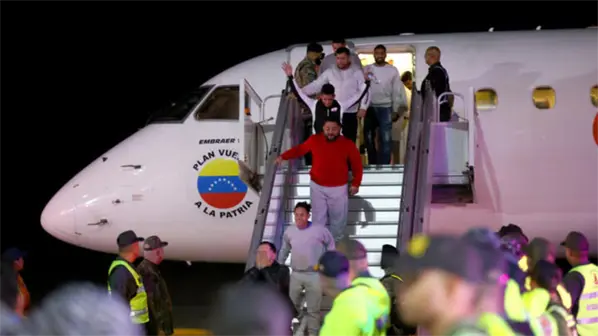 Regresan a Venezuela 298 migrantes en un vuelo de repatriación proveniente de EE.UU.