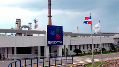 Refidomsa obtiene su primera licencia de reexportación de derivados de petróleo otorgada por el MICM