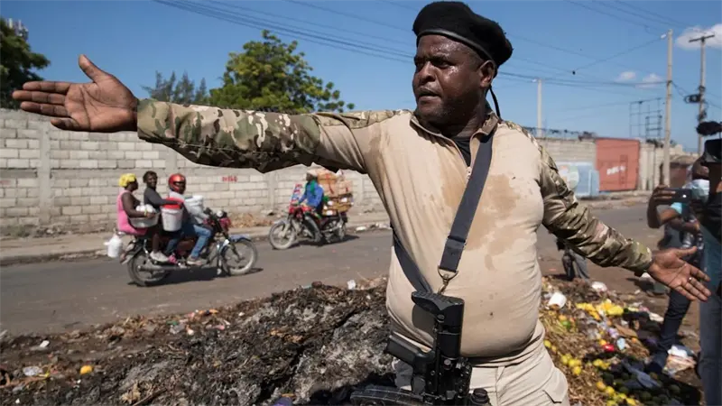 ´Barbecue´ pide a la población de Haití no salir de casa por inminentes enfrentamientos