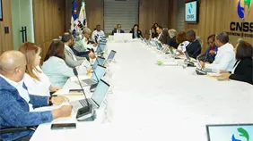 CNSS establece fondo para garantizar medicamentos de tuberculosis, VIH y hepatitis B en el sistema de salud