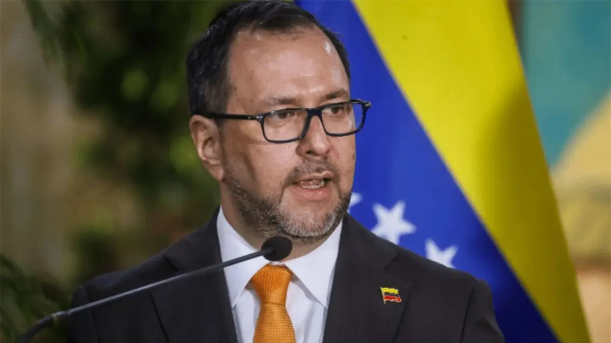 Venezuela dice que venció la dignidad de Ecuador con la derrota de Noboa en referéndum