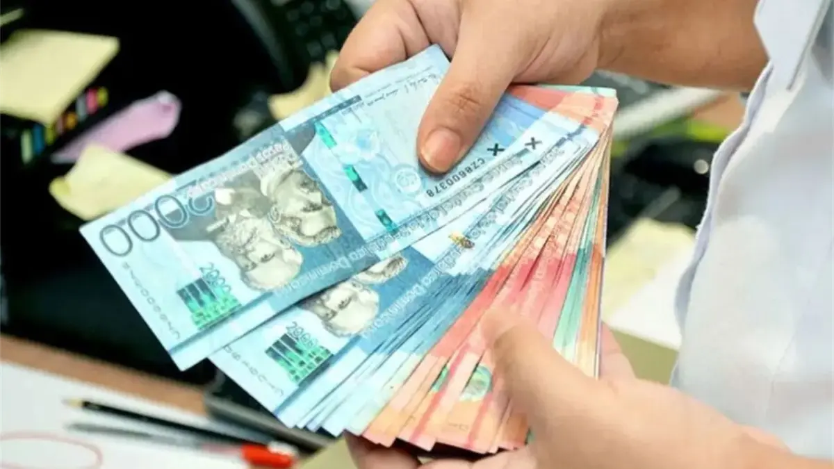 Proponen usar fondos de partidos para indexar salarios de trabajadores