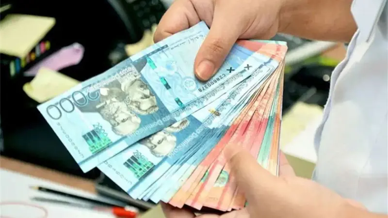 Proponen usar fondos de partidos para indexar salarios de trabajadores