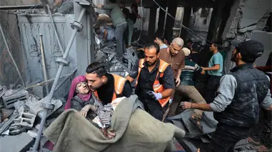 Colonos israelíes continúan atacando a palestinos en el centro y sur de Cisjordania