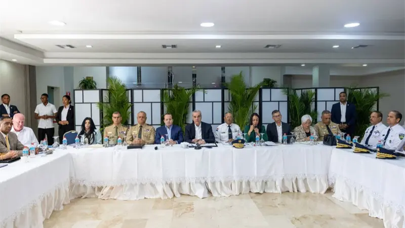Abinader encabeza reunión de seguimiento al Plan de Seguridad Ciudadana