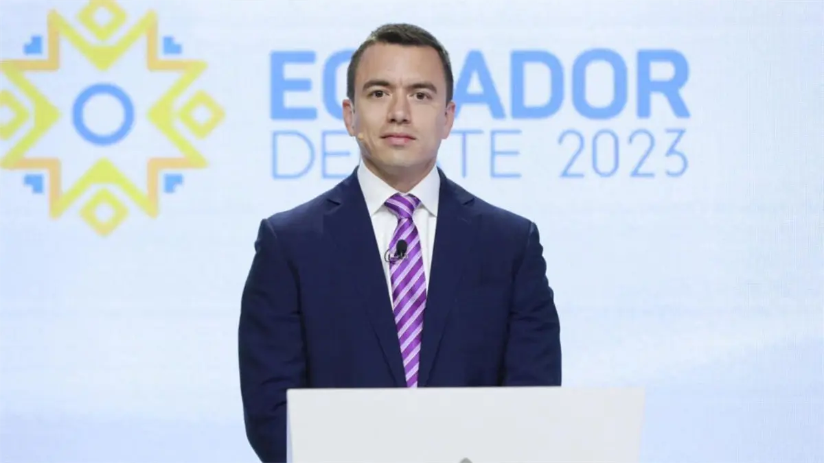 Noboa pierde su referendo en Ecuador para nueva Constitución y bases militares extranjeras