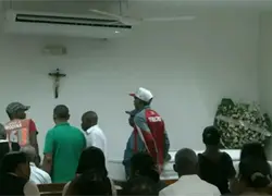 Consternación en Villa Mella por doble asesinato cometido por un hijo; velan restos