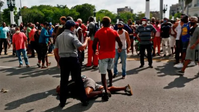 Organismo de la ONU ve "arbitraria" la detención de 49 manifestantes del 11J en Cuba