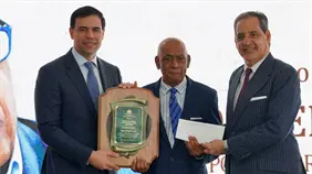 Ministerio de Cultura entrega Premio Internacional Pedro Henríquez Ureña a José Enrique García
