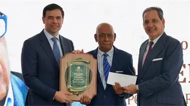 Ministerio de Cultura entrega Premio Internacional Pedro Henríquez Ureña a José Enrique García