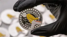 Lanzan una moneda conmemorativa de Freddie Mercury por el 40 aniversario de Live Aid