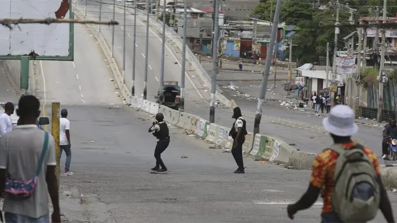 Presidente Abinader asegura estar al tanto de la situación de tensión en Haití