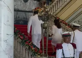 Abinader recibe a Leah Francis Campos y a otros seis diplomáticos en ceremonia oficial
