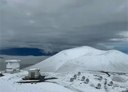 Condiciones invernales se adelantan en EE.UU. hasta con caída de nieve en Hawái
