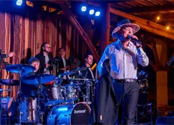 Fernando Villalona inaugura con éxito la gran Fiesta Dominicana en Panaca RD