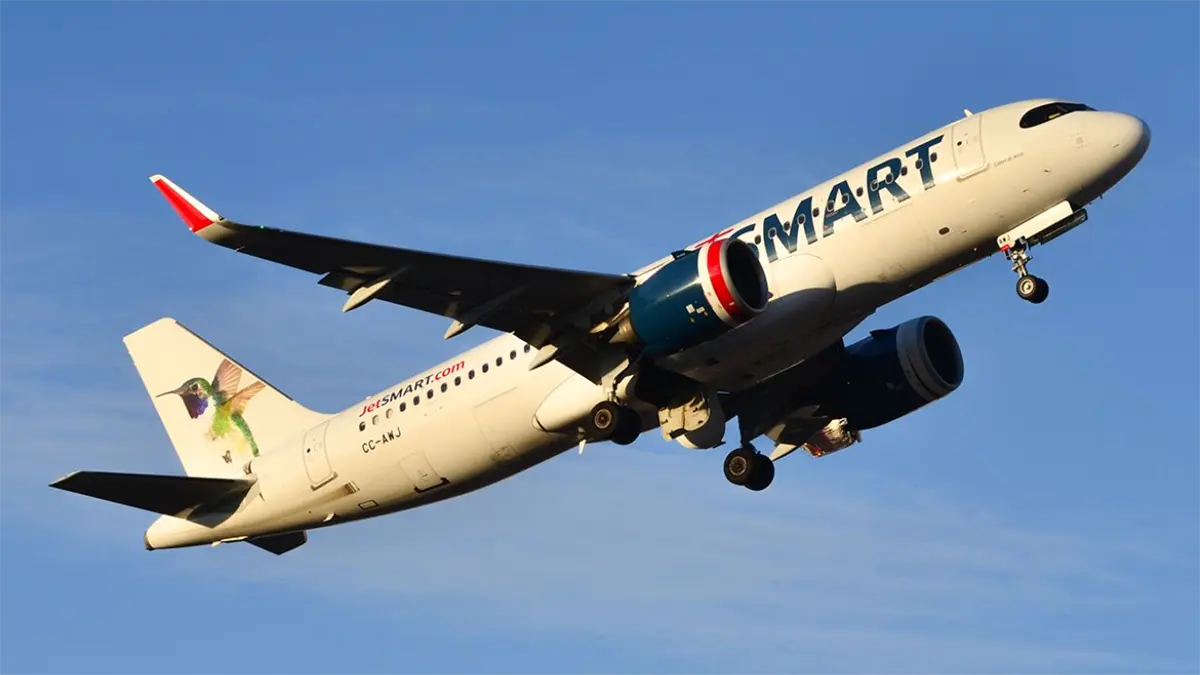 JetSmart llega a 50 millones de pasajeros transportados y presenta su avión número 50