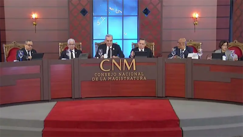 Consejo Nacional de la Magistratura enfrenta críticas en tercera jornada de entrevistas